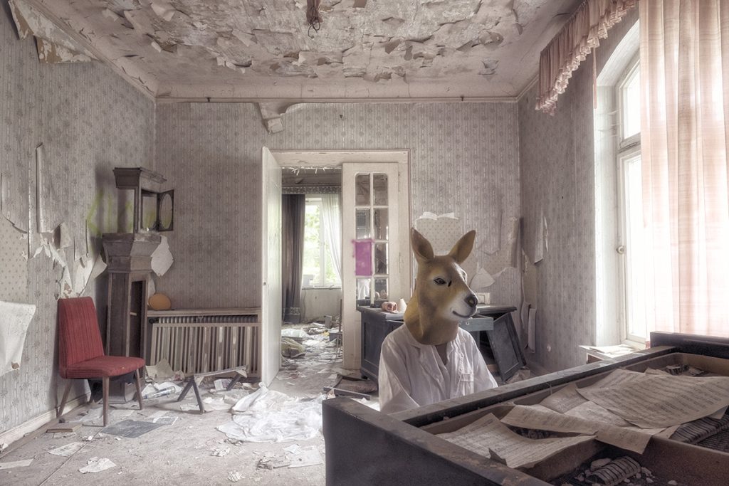 Crazy Houses I - Dr Piano